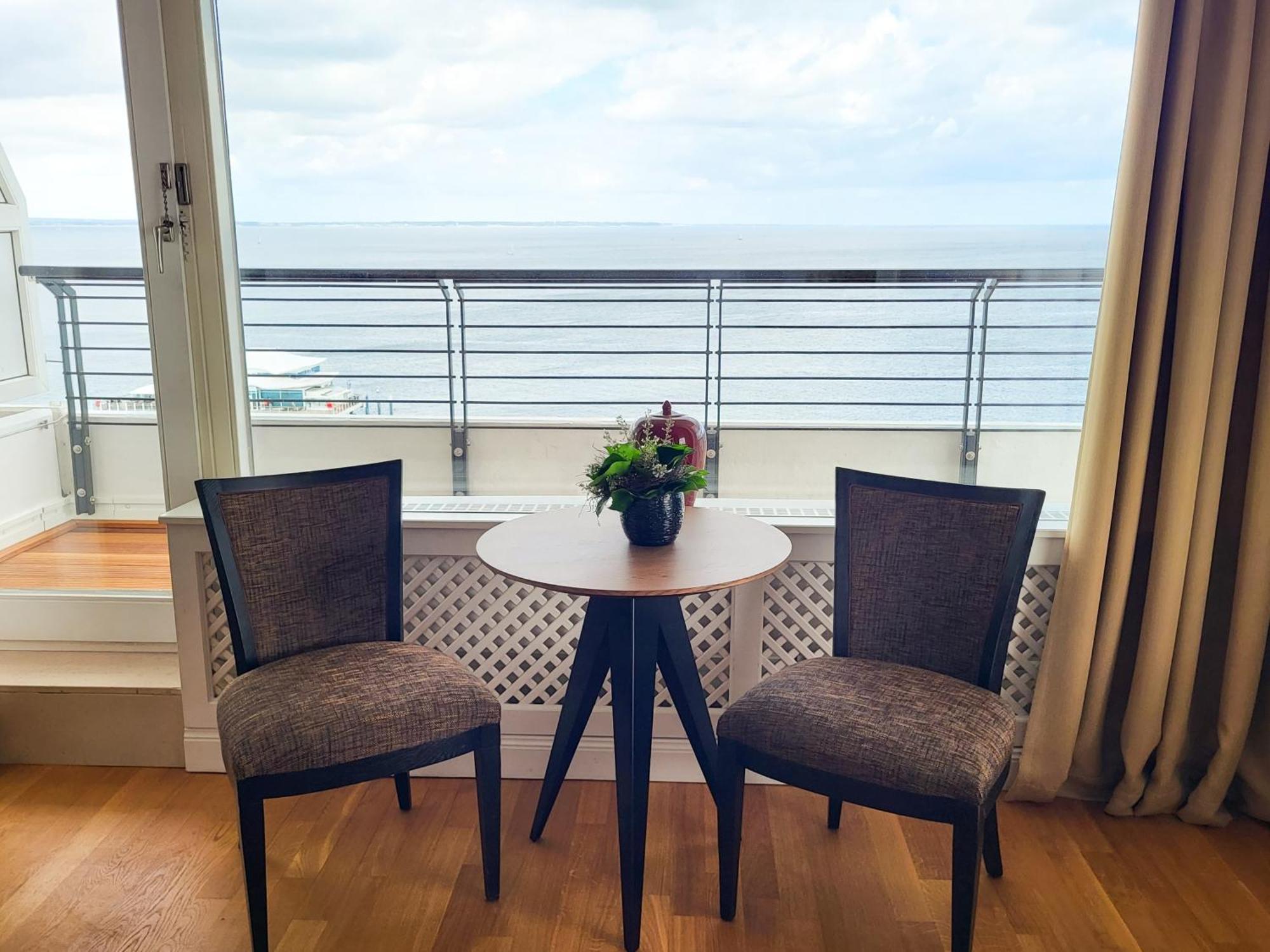 Grand Hotel Seeschloesschen Sea Retreat & Spa Timmendorfer Strand Room photo